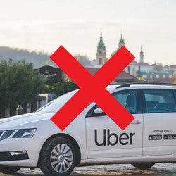 Avoid common tourist mistakes with our essential Prague travel guide! Discover what you should never do in Prague. (transport from Prague airport to the city centre, weather, what to pack, how to exchange money in Prague, Prague public transport and more! Learn everything you need to know before arriving in Prague for a hassle-free experience!
