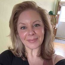 Customer reviews of Prague City Guide describing stress-free planning and discovering local places in Prague